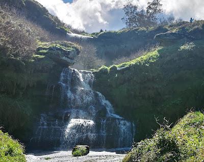 Cascada la Mexona y Playa de Merón