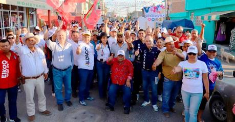 Enrique Galindo compromete mejoras sanitarias y de infraestructura en las delegaciones de La Pila y Villa de Pozos