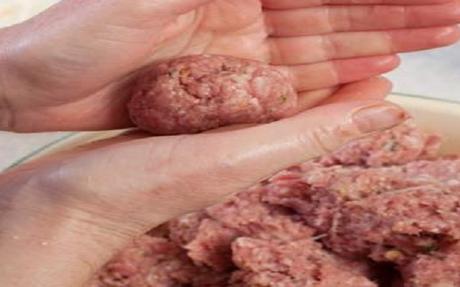 Albóndigas envueltas en tocino al horno