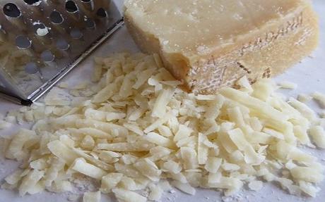 Albóndigas envueltas en tocino al horno