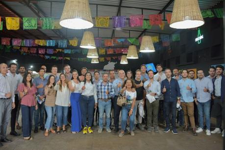 Vero Rodríguez propone incentivos fiscales y créditos para jóvenes emprendedores