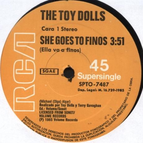 dolls -She goes finos (Ella finos) 1985
