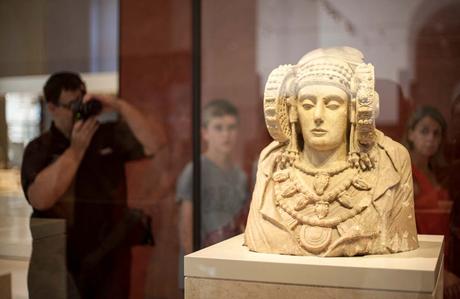 Dama de Elche: Características de una Pieza Única Dama de Elche: Características de una Pieza Única