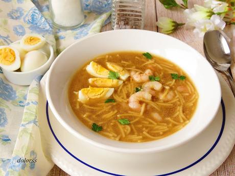 Sopa de pescado con gambas, sencilla Sopa de pescado con gambas, sencilla