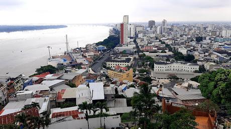 ECUADOR :  GUAYAQUIL Y EL BARRIO DE PEÑAS