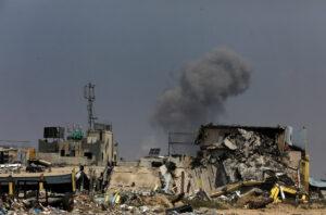 Fuerzas israelíes lanzan una operación contra Hamás en Yabalia, en el norte de la Franja de Gaza