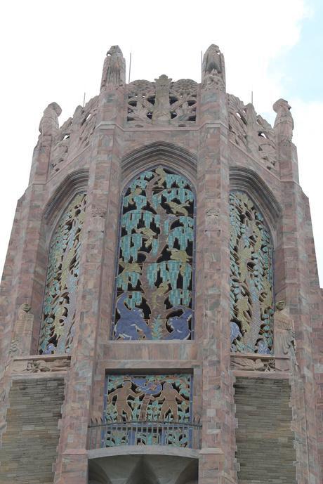 Detalle de la torre Bok