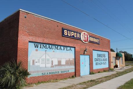 Edificios en Wimauma Edificios en Wimauma