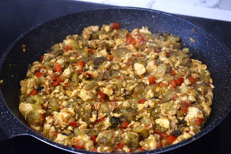 Berenjenas rellenas de pollo y verduras