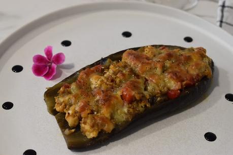 Berenjenas rellenas de pollo y verduras