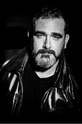 HIERRO VIEJO - MARTO PARIENTE HIERRO VIEJO - MARTO PARIENTE