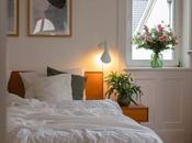Cama junto ventana