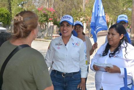 Vero Rodríguez se compromete a defender y mejorar los programas sociales en su campaña al Senado