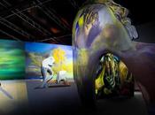 Explorando mundo surrealista Dalí través experiencia artística digital