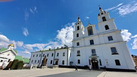 BIELORRUSIA: PRIMERAS IMPRESIONES DE MINSK BIELORRUSIA: PRIMERAS IMPRESIONES DE MINSK