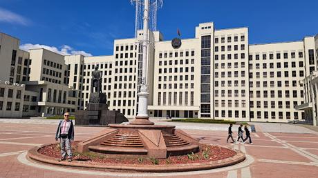 BIELORRUSIA: PRIMERAS IMPRESIONES DE MINSK BIELORRUSIA: PRIMERAS IMPRESIONES DE MINSK