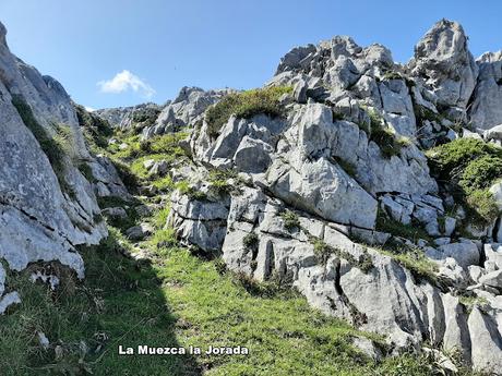 Tielve-Bierru-La Cabecina Quemada (Peña Maín)-Argandobín-Dobru