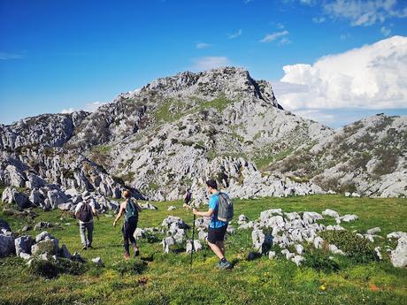 Moncuevo, Gamonal y recorrido por el norte del Aramo Moncuevo, Gamonal y recorrido por el norte del Aramo