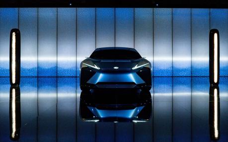 Nota Milano Design Week: 6 muestras con iluminación y espejos como protagonistas Nota Milano Design Week: 6 muestras con iluminación y espejos como protagonistas