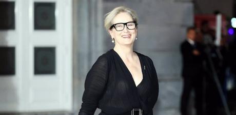 Meryl Streep recibe ovación en Cannes y se emociona al recibir Palma de Oro de Honor
