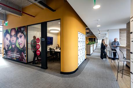 Oficinas L’Oréal, Bogotá / Contract Workplaces