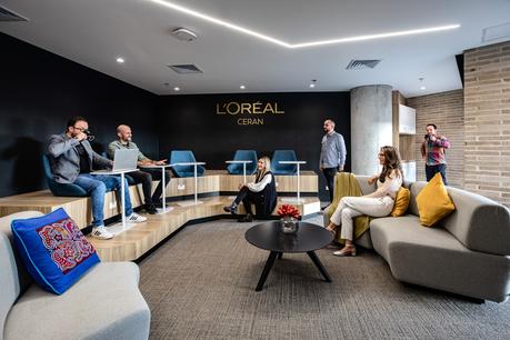 Oficinas L’Oréal, Bogotá / Contract Workplaces
