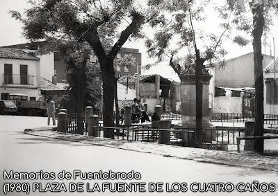 Plaza de la Fuente de los Cuatro Caños en 1980
