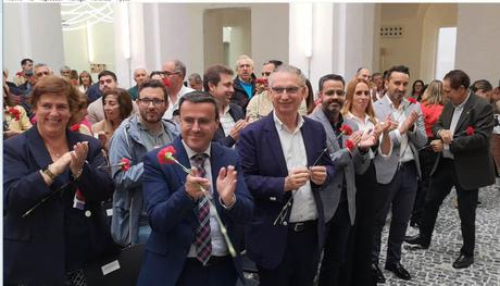 Autoridades políticas, miembros de la Asociación Salgueir... Autoridades políticas, miembros de la Asociación Salgueir...