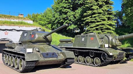 BIELORRUSIA: LA FORTALEZA DE BREST BIELORRUSIA: LA FORTALEZA DE BREST