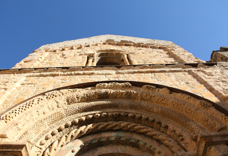 Edén en Lladó, Girona