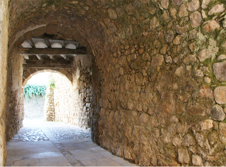 Edén en Lladó, Girona