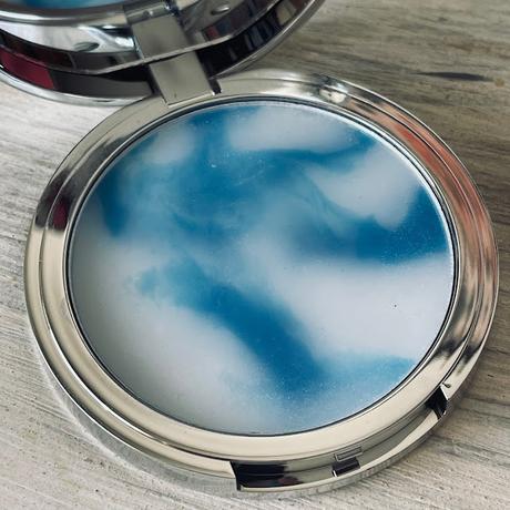CANDY BELLA BLUE SKY AND CLOUD OIL CONTROL PRESSED POWDER CANDY BELLA BLUE SKY AND CLOUD OIL CONTROL PRESSED POWDER