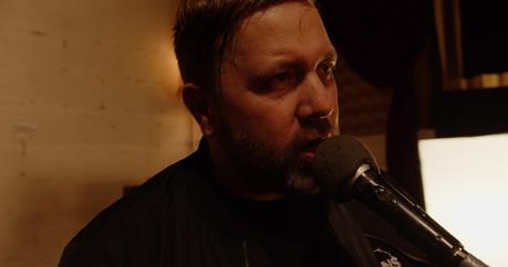 ‘Known Behaviors’ es el disco debut del músico, cantante y compositor colombo estadounidense Falquez Falquez - Known Behaviors 12