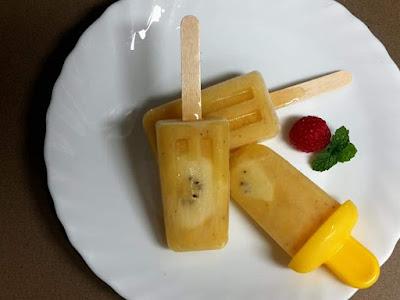 POLOS DE KIWI Y MANZANA - BATIDO LLENO DE VITAMINAS. DOS EN UNO POLOS DE KIWI Y MANZANA - BATIDO LLENO DE VITAMINAS. DOS EN UNO