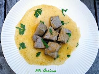 TACOS DE ATÚN ROJO A LA ROTEÑA CON COMINO.