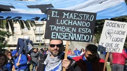 GREMIOS DOCENTES CONVOCAN A PARO NACIONAL EN ARGENTINA