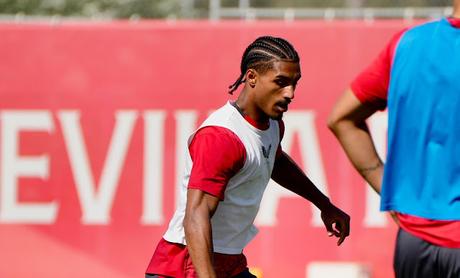 El Sevilla retoma los entrenamientos pendiente de varios jugadores lesionados
