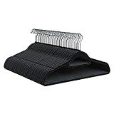 PORTENTUM Perchas de Terciopelo, Set de 50, Negro. Soporte Accesorios, Gancho Giratorio 360º, Ahorra Espacio, Muescas para Vestidos, Perchas Antideslizantes, para Todo Tipo de Ropa, Made in Spain