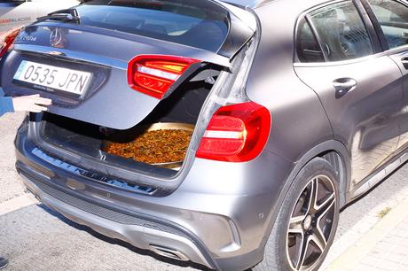 Paellas y coches