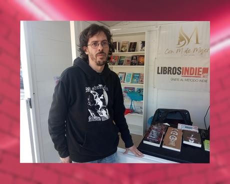 Gustavo Sierra: «He escrito un cuento de hadas masculino, la historia de un desdichado ceniciento» Gustavo Sierra: «He escrito un cuento de hadas masculino, la historia de un desdichado ceniciento»