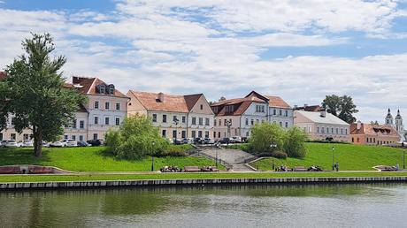 BIELORRUSIA: UNA NOCHE EN LA ÓPERA BOLSHOI DE MINSK