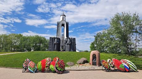 BIELORRUSIA: UNA NOCHE EN LA ÓPERA BOLSHOI DE MINSK
