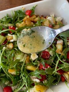 ENSALADA SABROSA DE CONTRASTES