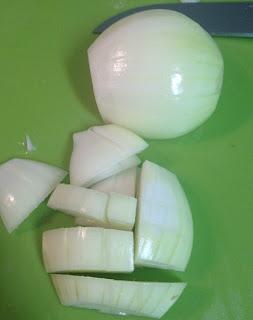 TORTILLA DE PATATAS DE CEPS, BUTIFARRA NEGRA , QUESO Y TRUFA