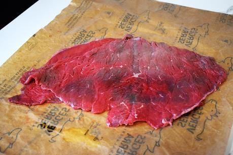 Cachopo con patatas y champiñones