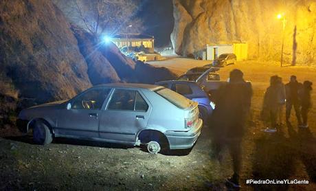 Robaron una rueda completa de un Renault en Piedra del Águila Robaron una rueda completa de un Renault en Piedra del Águila