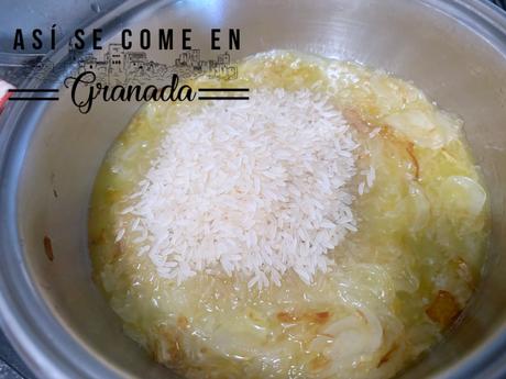 Risotto de ajo negro