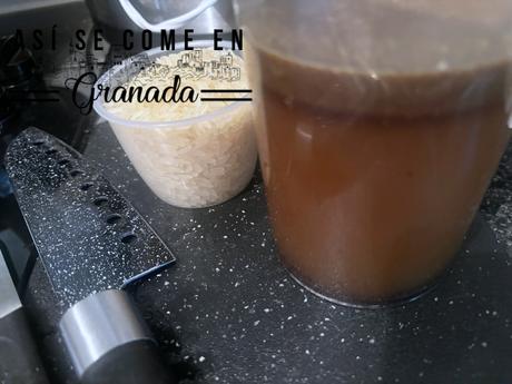 Risotto de ajo negro