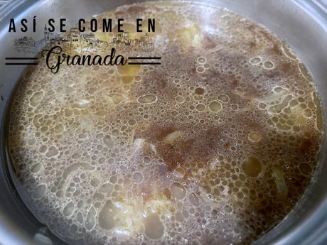 Risotto de ajo negro