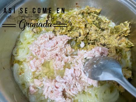 Lasaña de mejillones en escabeche